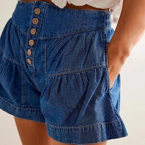 Tiered Button Up Shorts With Pockets